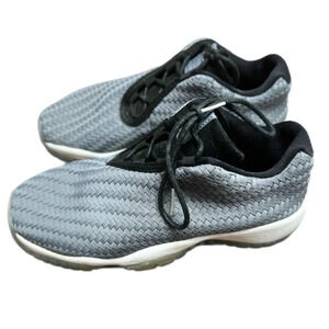 Nike Jordans Future low tops in grey